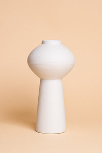 Medium Mid-Century White Venice Ceramic Vase (25cm)