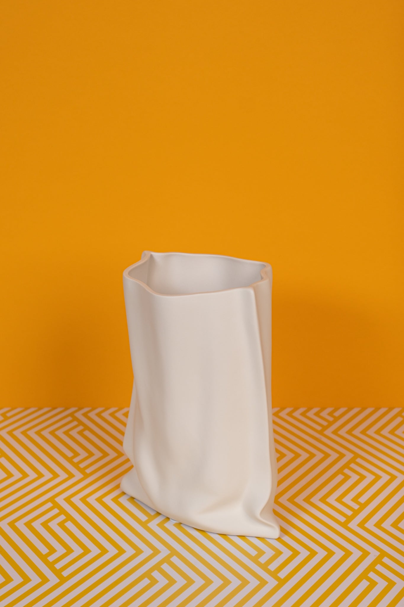 Matt White Paperbag Ceramic Vase (22,5cm)
