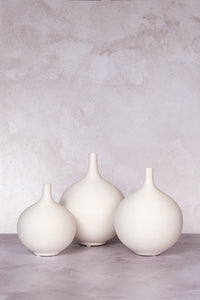 Medium Bordeaux Ceramic Vase (19cm)