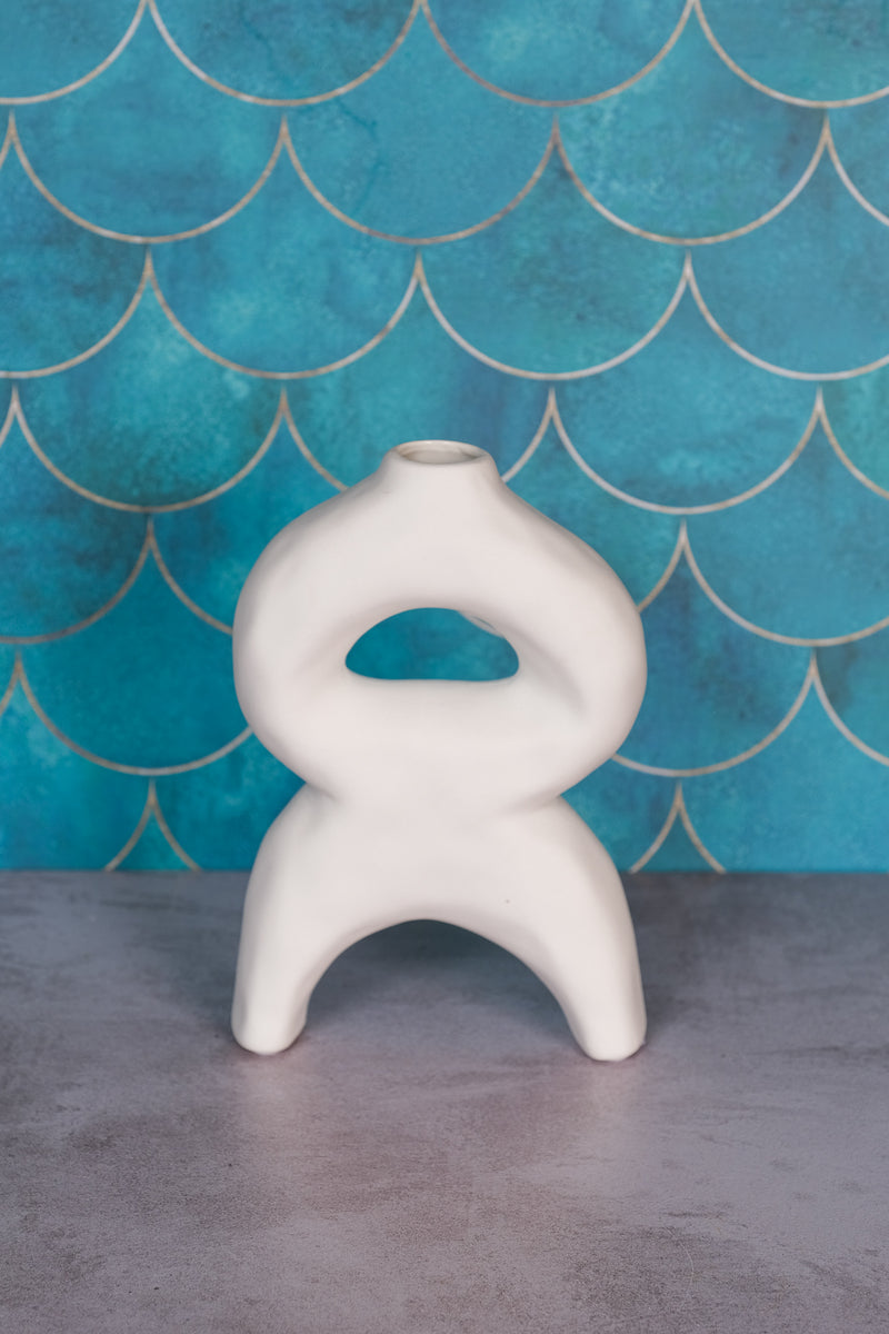 White Nantes Ceramic Vase (21cm)