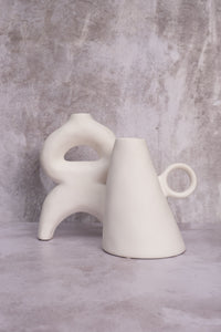 White Nantes Ceramic Vase (21cm)