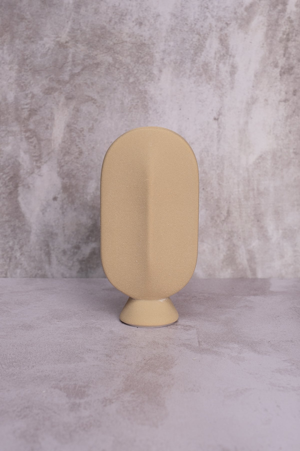 Normandy Oval Ceramic Vase (18cm)