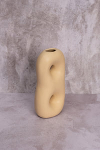 Cream Nantes Ceramic Vase (22cm)