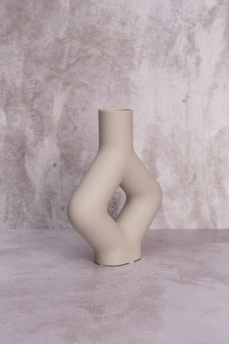 Angela Art Deco Ceramic Vase (18cm)