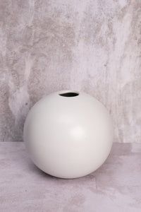 Large White Amalfi Ceramic Vase (18cm)