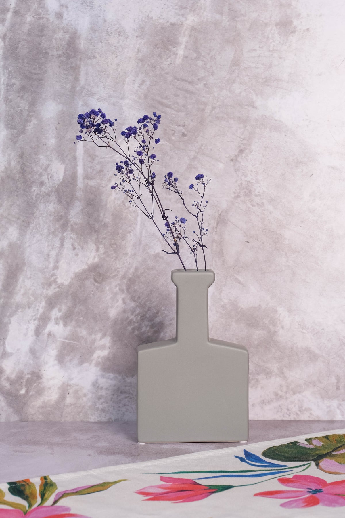 Grey Block Nantes Ceramic Vase (20cm)